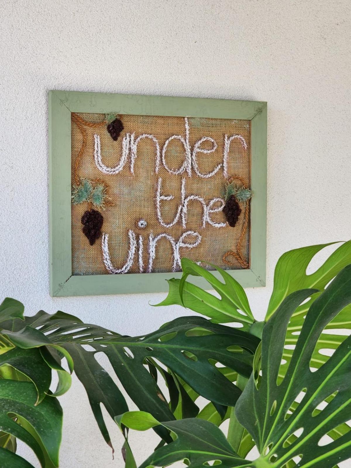 Appartamento Under The Vine Garden House Platánion Esterno foto